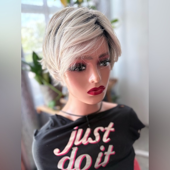 Ellen Wille “Relax” wig in color Blond Metalic rooted New - Picture 4 of 9